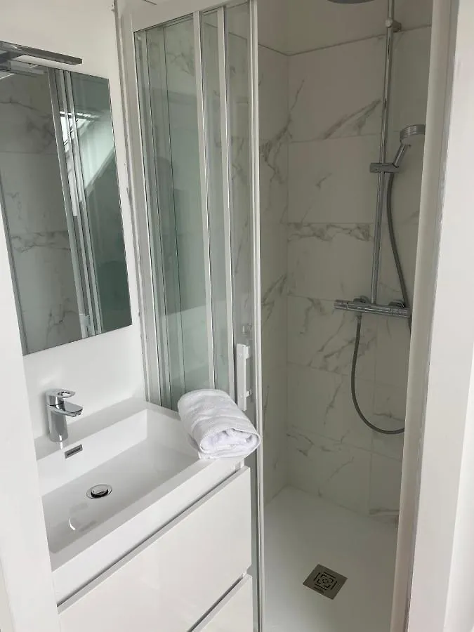 Apartament Le Poulorio 13 - T2 - Proche Gare Lorient Francja